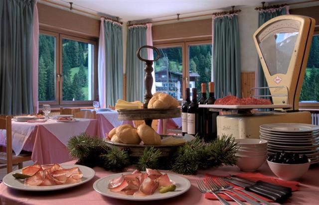 Casa Per Ferie Villa Romagna Pozza di Fassa Exterior foto